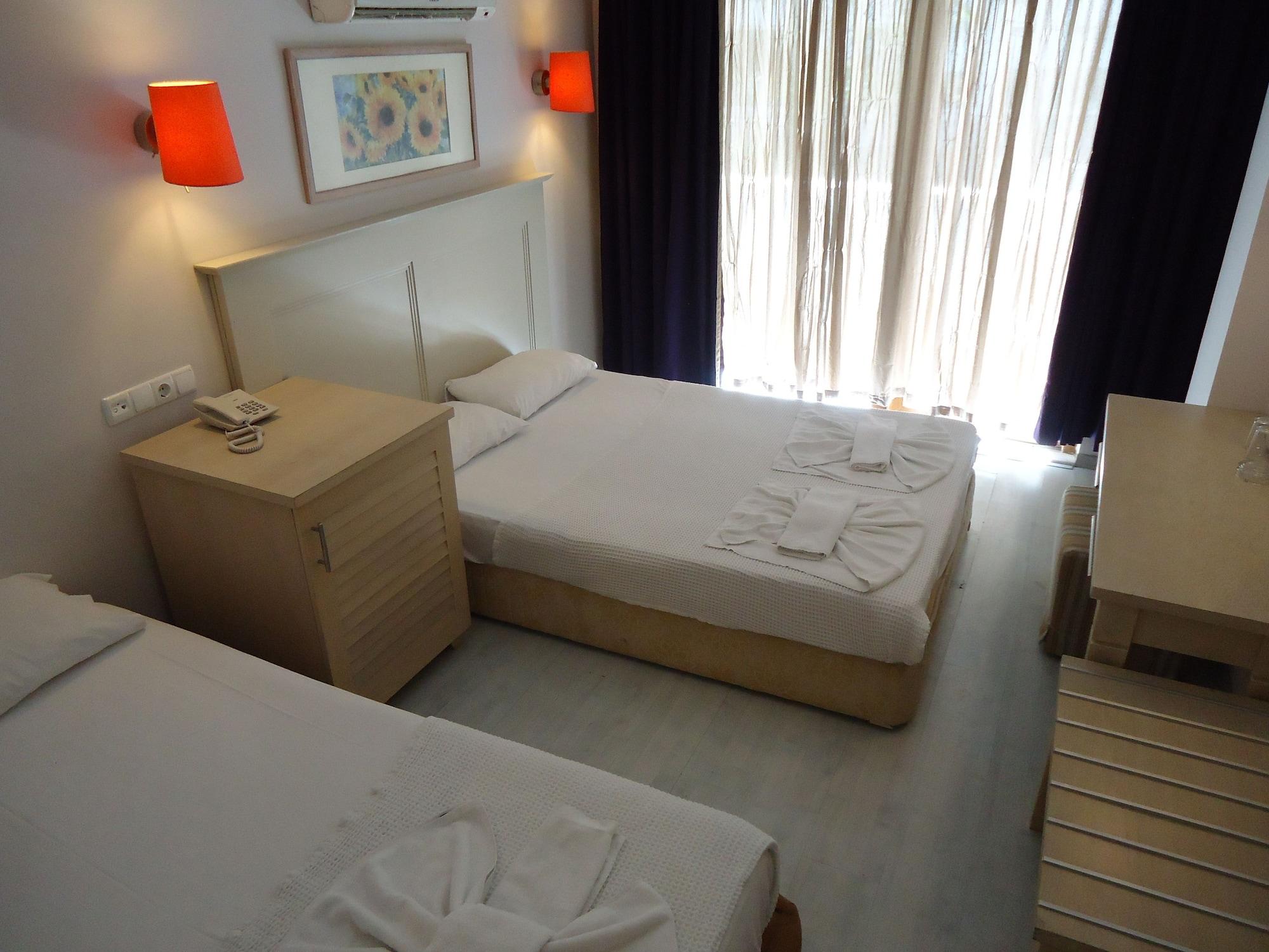 Larissa Mare Beach Beldibi  Bagian luar foto