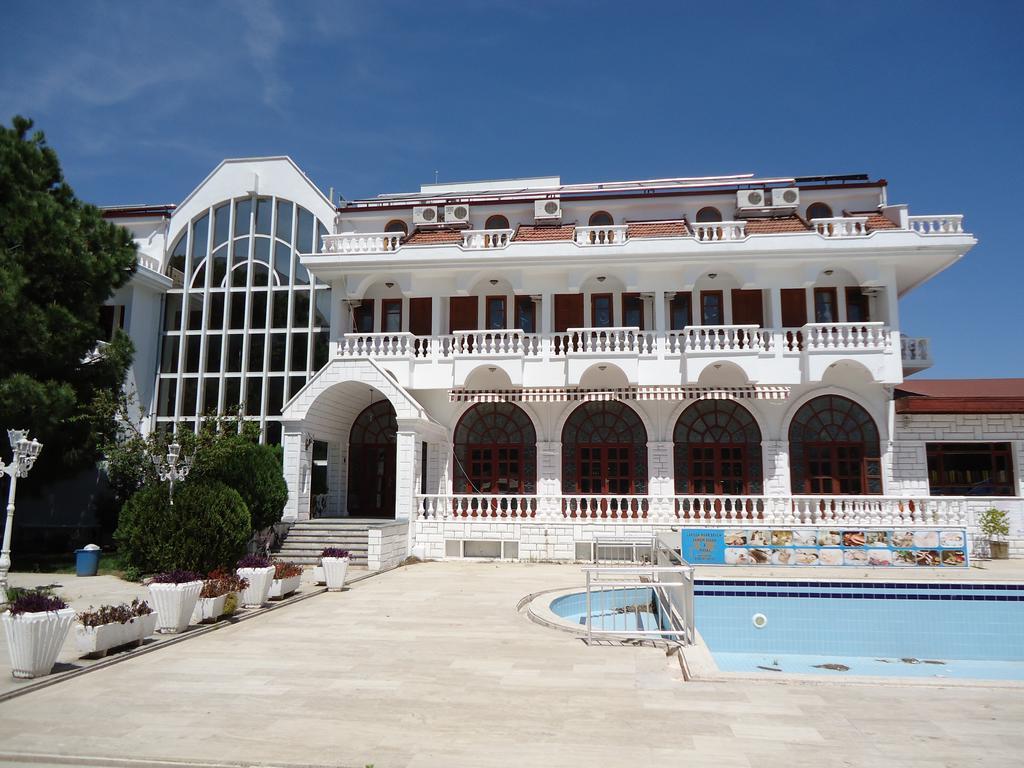 Larissa Mare Beach Beldibi  Bagian luar foto